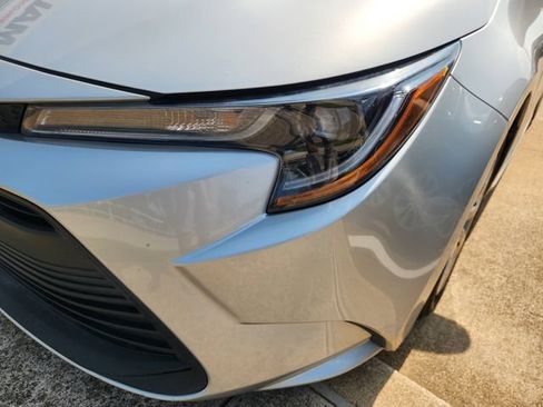 Used 2026 Toyota Corolla LE FWD image 7