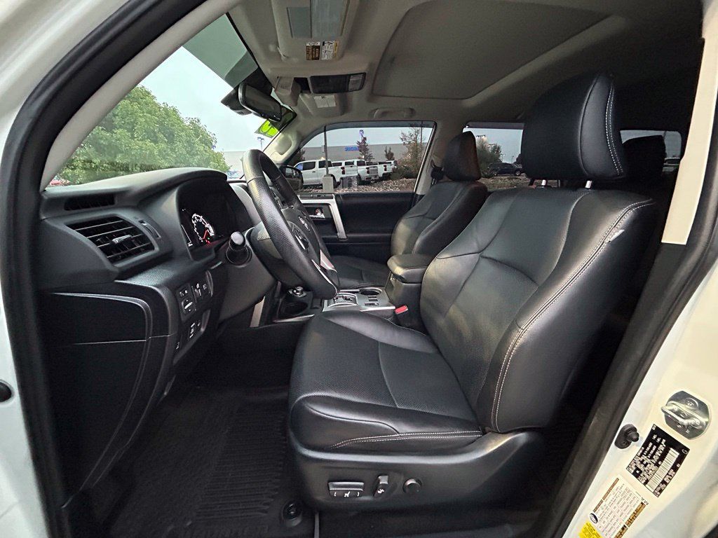 Used 2023 Toyota 4Runner Limited AWD/4WD image 12