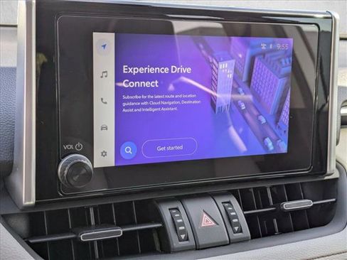 Used 2025 Toyota RAV4 XLE Premium image 7