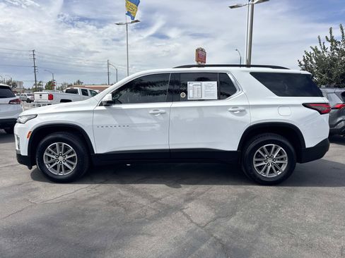 Used 2023 Chevrolet Traverse LT FWD image 8
