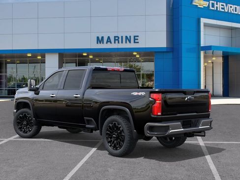 New 2026 Chevrolet Silverado 2500 LTZ w/ LTZ Premium Package AWD/4WD image 3