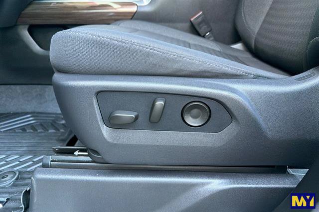 Certified 2026 Chevrolet Silverado 1500 LT AWD/4WD image 13