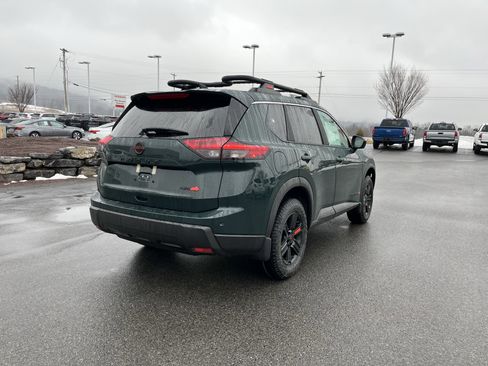 New 2026 Nissan Rogue SV image 3