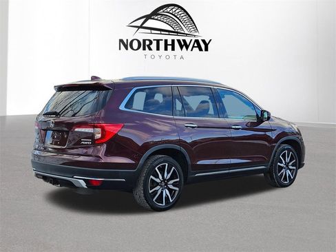 Used 2020 Honda Pilot Touring image 4