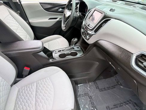 Used 2020 Chevrolet Equinox LS w/ LPO, Cargo Package AWD/4WD image 7