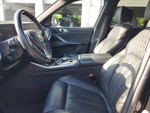 Used 2025 BMW X5 xDrive50e AWD/4WD image 18