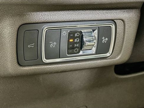 Certified 2022 Lincoln Corsair Reserve w/ Equipment Group 201A AWD/4WD image 10