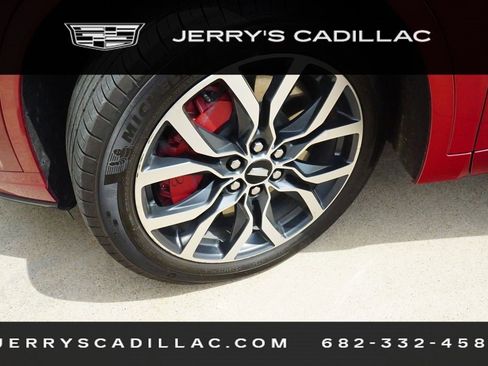 Certified 2025 Cadillac XT6 Sport w/ Platinum Package image 10