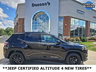 Certified 2022 Jeep Compass Altitude w/ Convenience Group image 1