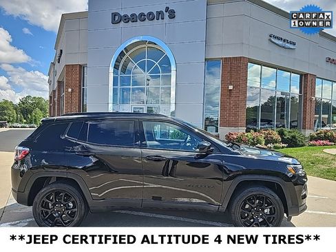 Certified 2022 Jeep Compass Altitude w/ Convenience Group image 1