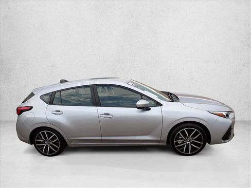 Used 2024 Subaru Impreza 2.0i Sport AWD/4WD image 5