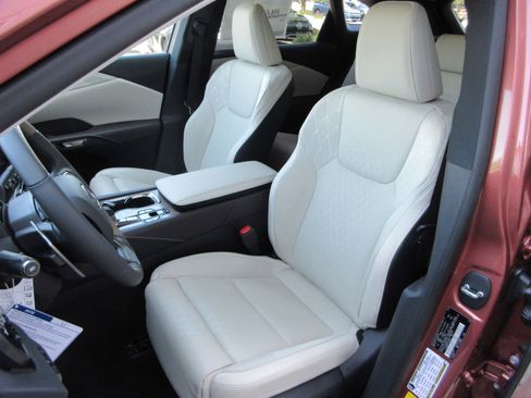 New 2026 Lexus RX 350 AWD image 32