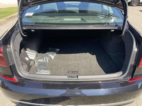 Used 2018 Volkswagen Passat 2.0T S FWD image 8