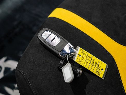 Used 2018 Lamborghini Huracan Performante image 63