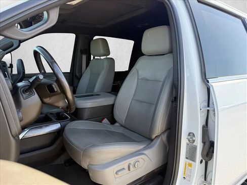 Used 2021 Chevrolet Silverado 2500 LTZ w/ LTZ Plus Package AWD/4WD image 11