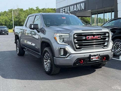 Used 2021 GMC Sierra 1500 AT4 w/ AT4 Premium Package AWD/4WD image 2