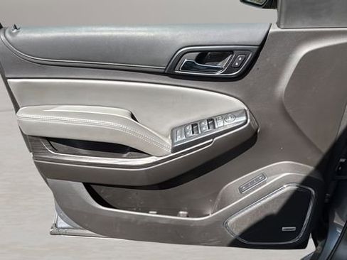 Used 2019 Chevrolet Tahoe LT image 17