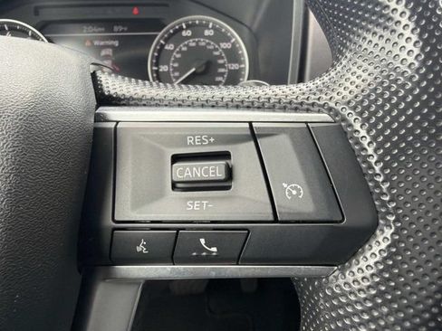 Used 2024 Mitsubishi Outlander ES FWD image 23