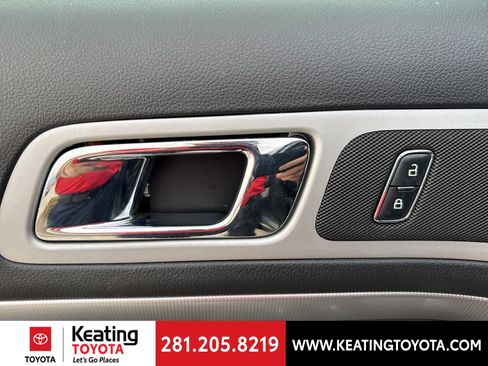 Used 2015 Ford Explorer XLT w/ Equipment Group 202B image 11