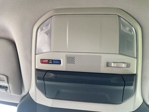 Used 2023 Subaru Ascent Limited image 26