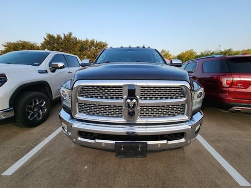 Used 2018 RAM 2500 Laramie w/ Off Road Package AWD/4WD image 2