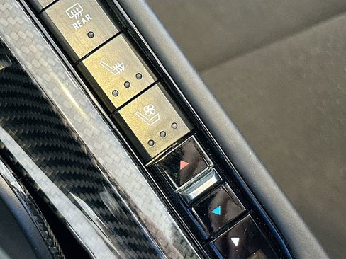 New 2024 Chevrolet Corvette E-Ray w/ Stealth Interior Trim Package image 21