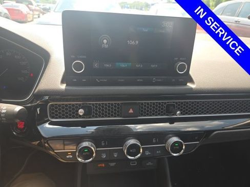 Used 2024 Honda Civic EX-L image 7