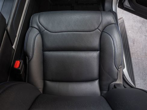 Used 2024 Toyota Tundra Platinum image 40