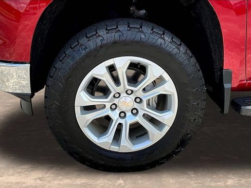 Used 2023 Chevrolet Silverado 1500 LTZ AWD/4WD image 36