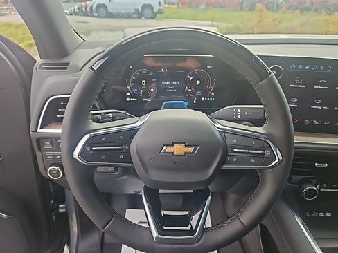 New 2026 Chevrolet Suburban High Country image 11