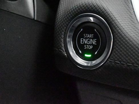 Used 2025 Chevrolet TrailBlazer LT w/ Driver Confidence Package image 24