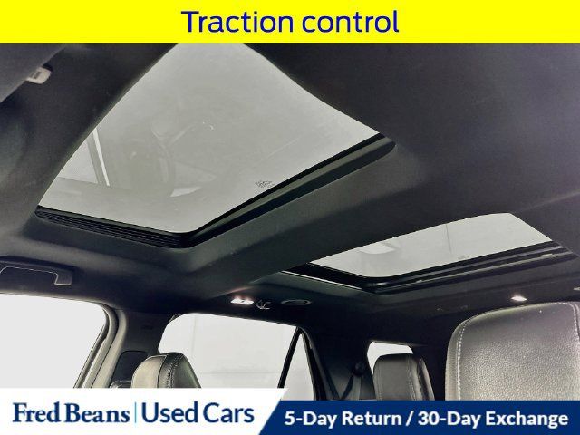 Used 2019 Ford Explorer XLT w/ Equipment Group 202A AWD/4WD image 28