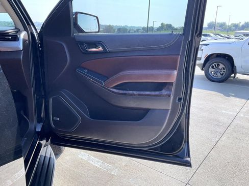 Used 2018 Chevrolet Tahoe Premier w/ Max Trailering Package AWD/4WD image 17