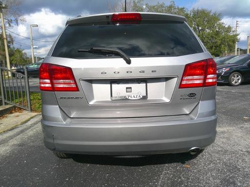 Used 2017 Dodge Journey SE w/ Flexible Seating Group FWD image 6