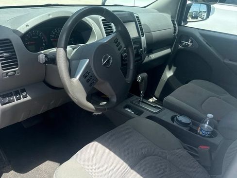 Used 2019 Nissan Frontier SV AWD/4WD image 7
