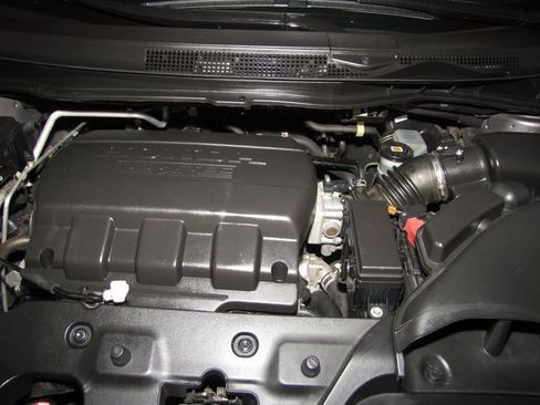 Used 2015 Honda Odyssey Touring image 21