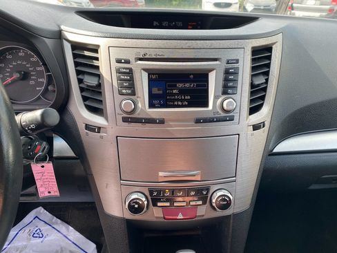 Used 2014 Subaru Outback 2.5i Premium w/ Popular Package #1B AWD/4WD image 20