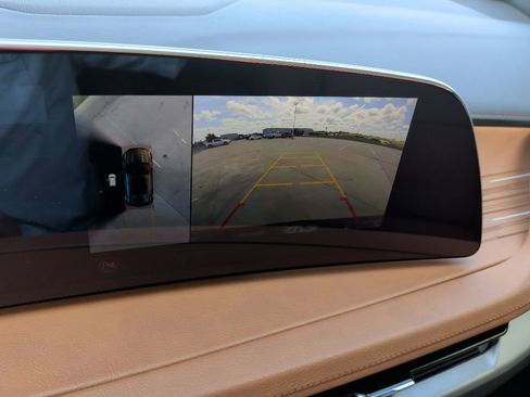 Used 2025 Cadillac XT4 Sport FWD image 26