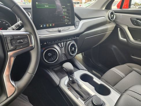 Used 2025 Chevrolet Blazer LT w/ Convenience Package image 43