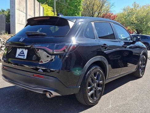 Certified 2023 Honda HR-V Sport image 6