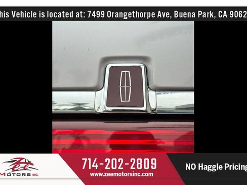 Used 1992 Lincoln Town Car Signature image 59