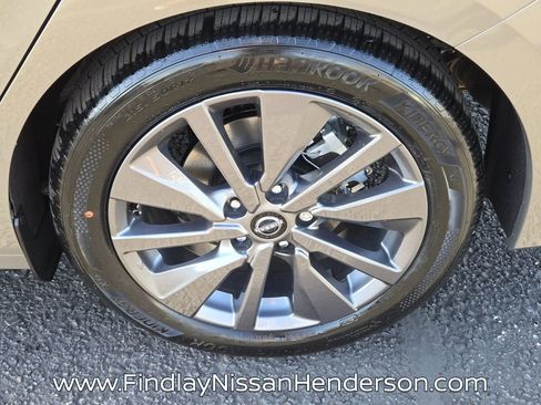 New 2026 Nissan Sentra SL w/ Floor Mat Package FWD image 6