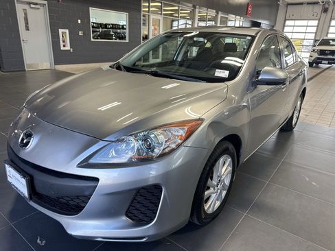 Used 2013 MAZDA MAZDA3 i Touring image 28