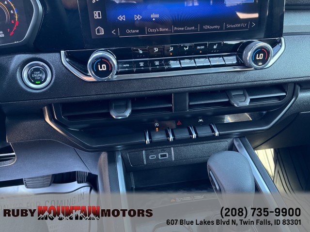 Used 2025 Chevrolet Colorado Trail Boss AWD/4WD image 18