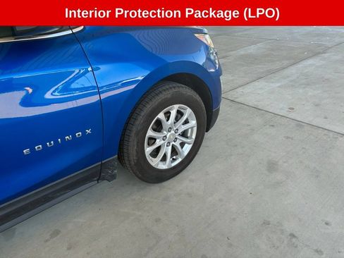 Used 2019 Chevrolet Equinox LT FWD image 3