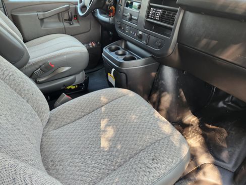 New 2025 Chevrolet Express 3500 w/ Power Convenience Package image 19