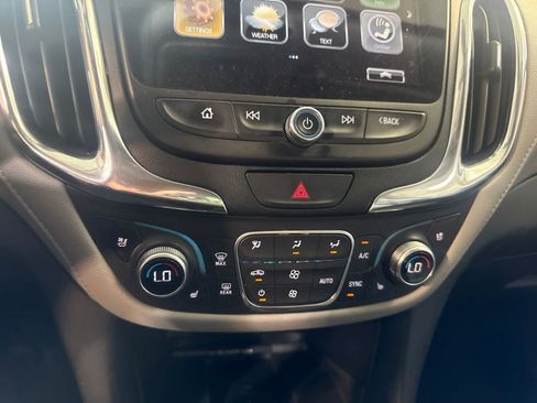 Used 2018 Chevrolet Equinox Premier AWD/4WD image 29