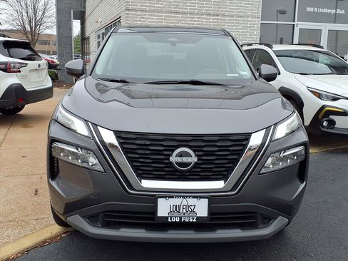 Used 2022 Nissan Rogue SV image 22
