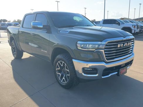Used 2026 RAM 1500 Laramie AWD/4WD image 3