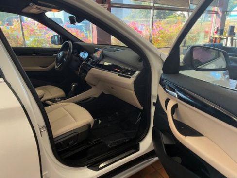 Used 2019 BMW X1 sDrive28i image 32